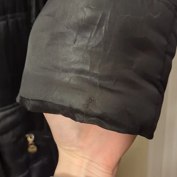 Vintage Coogi Puffer Jacket with Removable Faux Fur lined hood Size Medium - Picture 9 of 14